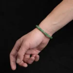 Green Strawberry Quartz Bracelet（6mm） - Image 2